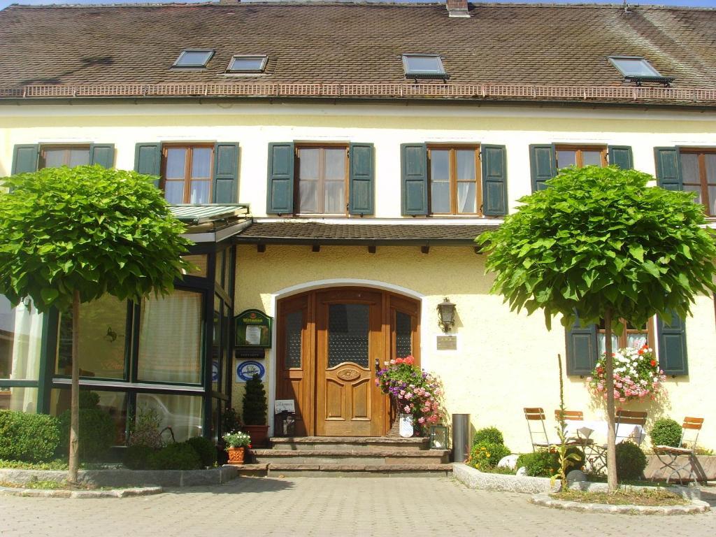 Forstnerwirt Hotel | Stubn | Biergarten Rottenburg an der Laaber Luaran gambar