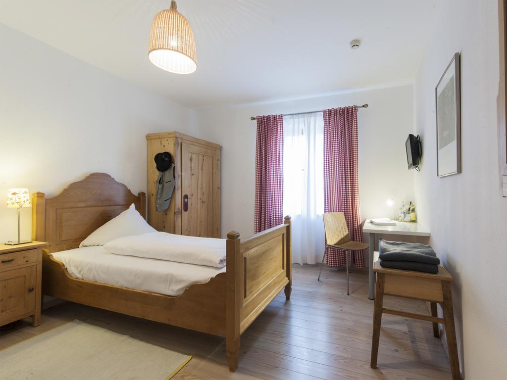 Forstnerwirt Hotel | Stubn | Biergarten Rottenburg an der Laaber Luaran gambar