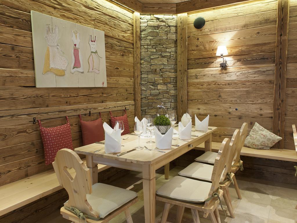 Forstnerwirt Hotel | Stubn | Biergarten Rottenburg an der Laaber Luaran gambar
